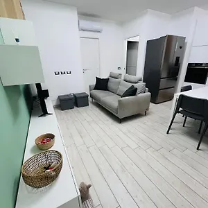 https://amy-house-appartamento-con-giardino.in-sardinia.net