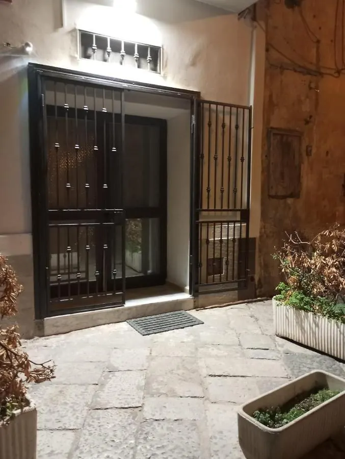 Villa Casa Chiaretta Palermo 0*,